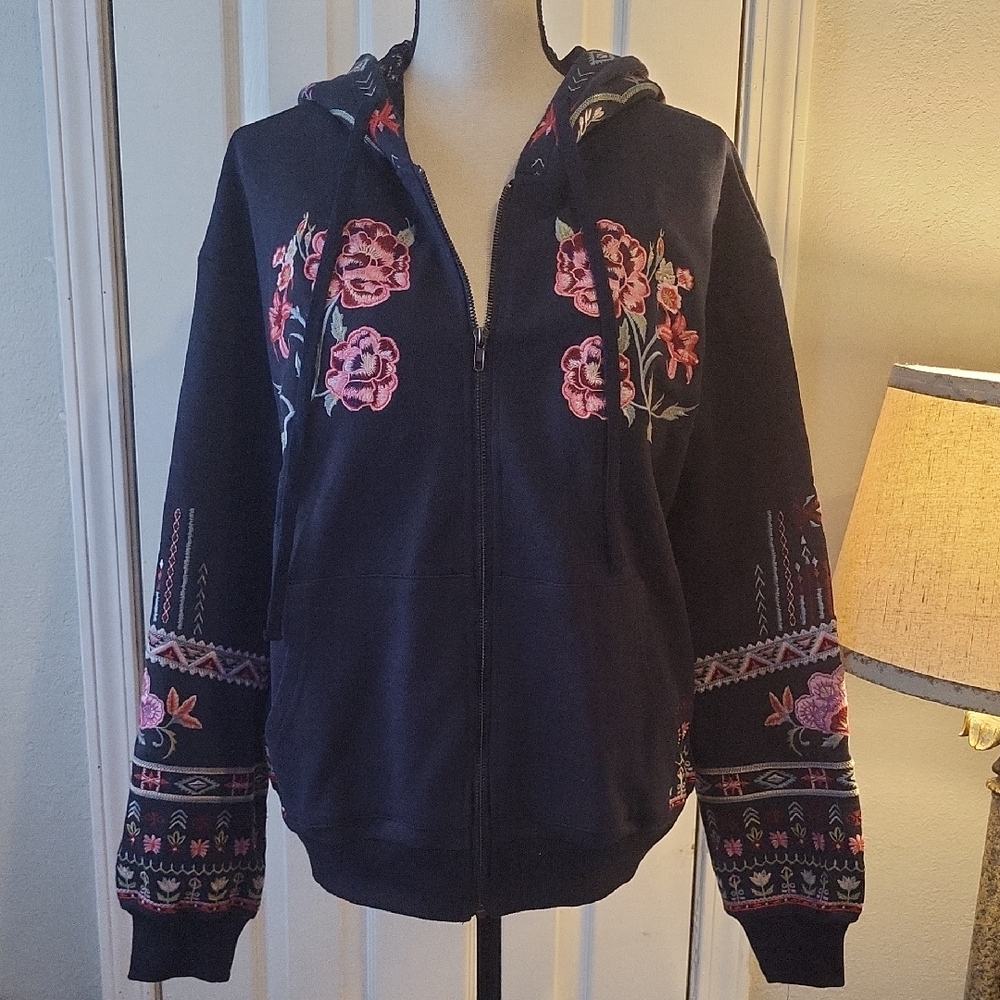 Floral Embroidered Zip-Up Hoodie Jacket - Black & Pink